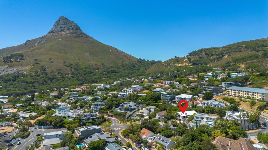 5 Bedroom Property for Sale in Camps Bay Western Cape